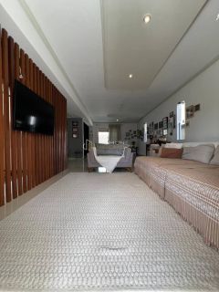 Casa Condomínio 4 suítes Buraquinho