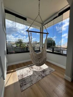 Casa Condomínio 4 suítes Buraquinho