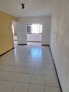 APARTAMENTO 2 QUARTOS NO COSTA AZUL