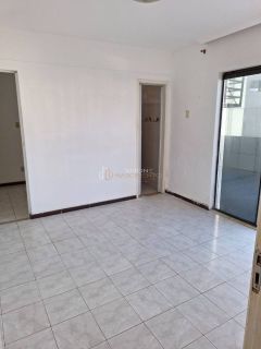APARTAMENTO 2 QUARTOS NO COSTA AZUL
