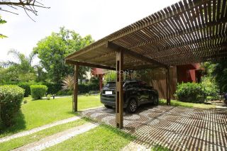 Casa em Condomínio 4 suítes Itacimirim em Camaçari