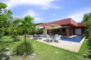 Casa em Condomínio 4 suítes Itacimirim em Camaçari