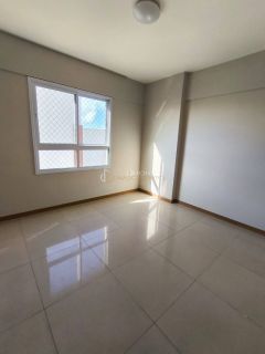 Apartamento 2/4 e 1 suíte Armação