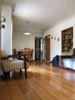 Apartamento 2/4 e 1 suíte Costa Azul