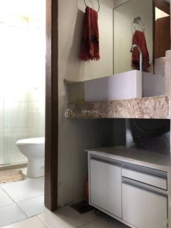 Apartamento 2/4 e 1 suíte Costa Azul