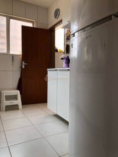 Apartamento 2/4 e 1 suíte Costa Azul