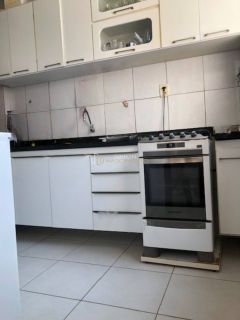 Apartamento 2/4 e 1 suíte Costa Azul