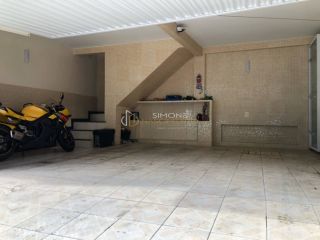 Casa Solta 3/4 e 2 suítes  Itapuã