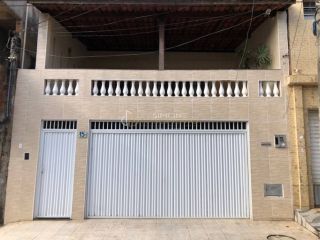 Casa Solta 3/4 e 2 suítes  Itapuã