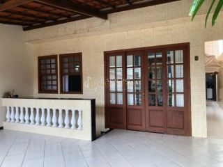 Casa Solta 3/4 e 2 suítes  Itapuã