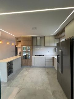 Casa de Condomínio 4 suítes Elevador Privativo Alphaville 3  Abrantes