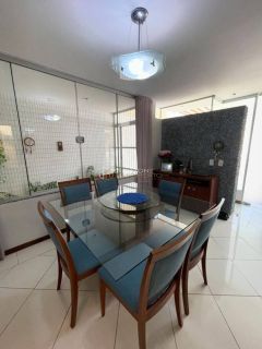 Casa de Condomínio 4/4 e 2 suítes Piatã