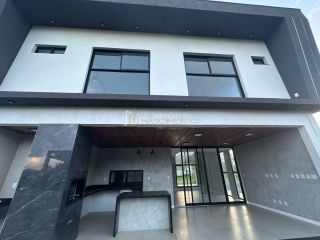 Casa de Condomínio 4/4 e 3 suítes Alphaville Litoral Norte 3  Abrantes