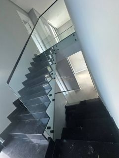 Casa de Condomínio 4/4 e 3 suítes Alphaville Litoral Norte 3  Abrantes