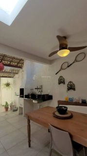 Casa de Condomínio com 3/4 e  1 suíte Stella Mares