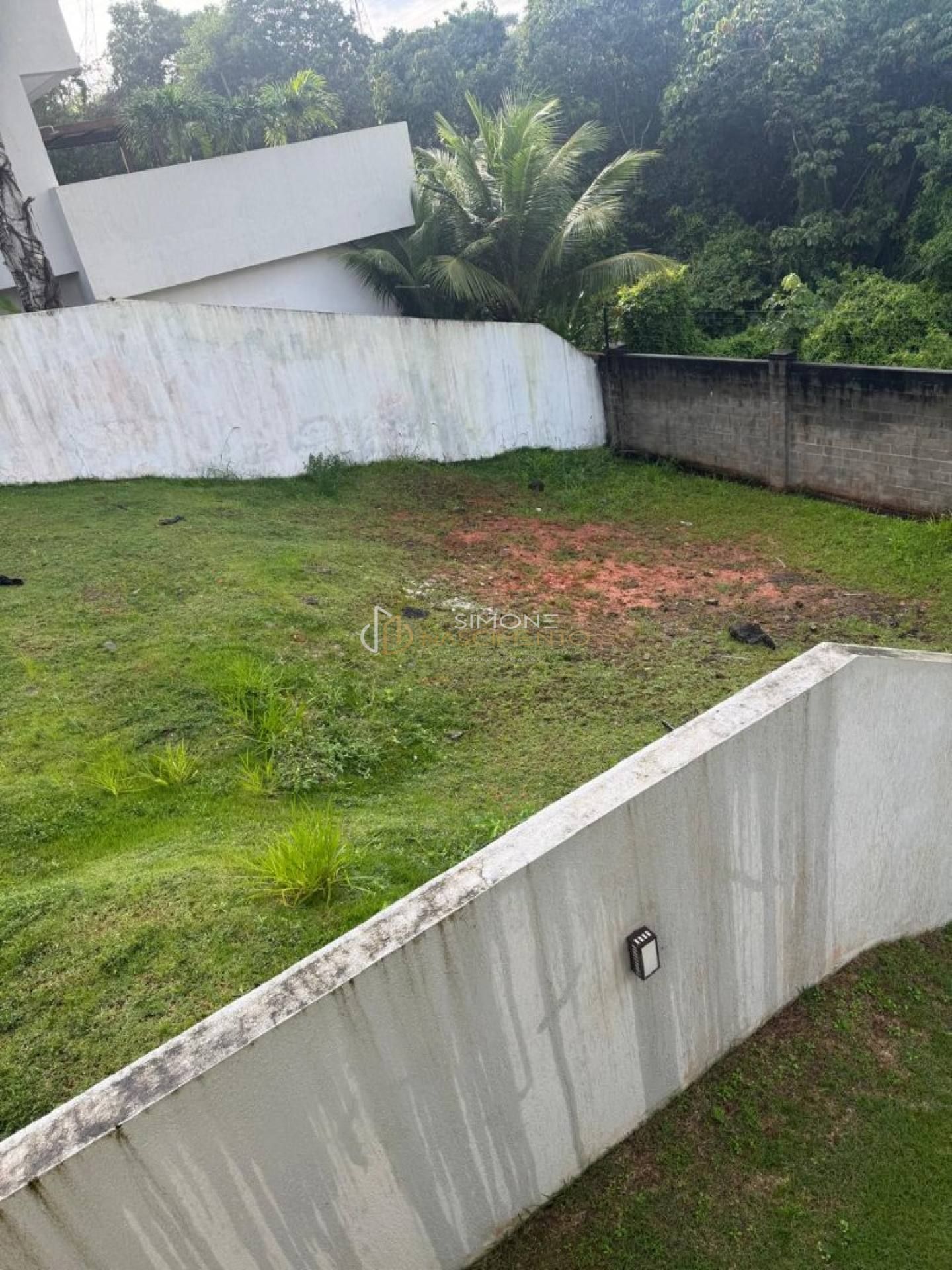 Terreno de Condomínio  Alphaville II em Salvador