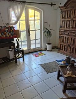 Casa de Condomínio Para Vender com 3 quartos 2 suítes no bairro Pituaçu em Salvador