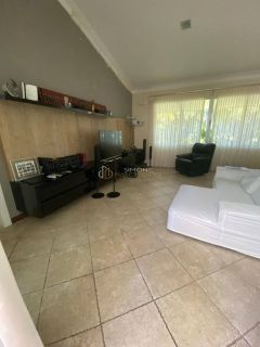 Casa Condomínio 5 suítes Busca Vida