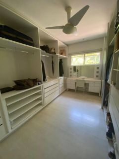 Casa Condomínio 5 suítes Busca Vida