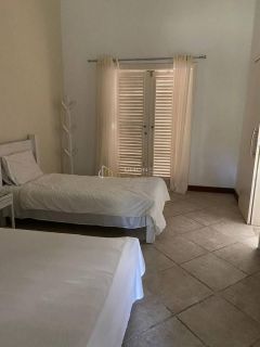 Casa Condomínio 5 suítes Busca Vida