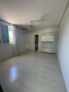 Casa Condomínio 5 suítes Busca Vida