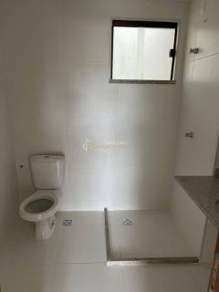 Casa à Venda na Praia do Forte com 3 Suítes e 2 vagas.