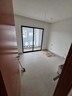 Casa em Condomínio 4 suítes