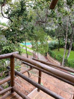 Casa de Condomínio Para Vender na Praia do Forte, com 3 quartos 3 suítes em Mata De São João.