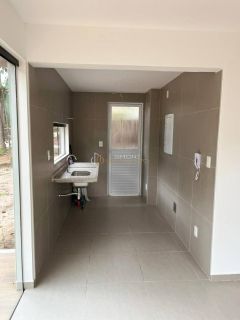 Casa de Condomínio Para Vender na Praia do Forte, com 3 quartos 3 suítes em Mata De São João.