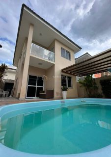 Casa Solta  4/4 e 1 suíte Buraquinho