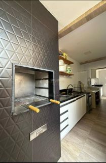 Casa Solta  4/4 e 1 suíte Buraquinho