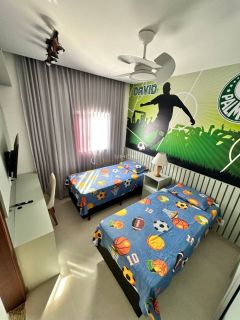 Casa de Condomínio 4 suítes  Buraquinho