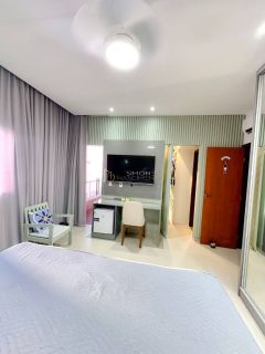 Casa de Condomínio 4 suítes  Buraquinho