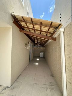 Casa Solta 4/4 e 1 suíte  Ipitanga