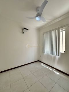 Casa Solta 4/4 e 1 suíte  Ipitanga