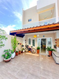 Village 3/4 e  2 suítes Porteira Fechada  Ipitanga