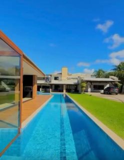 Casa de Condomínio 5/4 e 4 suítes Portão em Lauro De Freitas