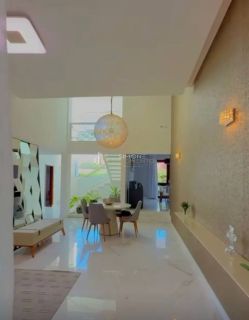 Casa de Condomínio 5/4 e 4 suítes Portão em Lauro De Freitas