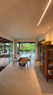 Casa de Condomínio Para Vender  3 suítes  Praia do Forte