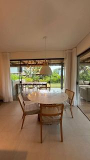 Casa de Condomínio Para Vender  3 suítes  Praia do Forte