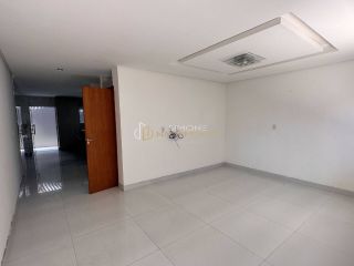 Village  3 suítes  Jockey Club