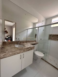 Village  3 suítes  Jockey Club