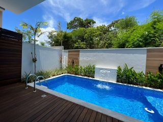 Casa de Condomínio  4 /4 e 2 suítes Abrantes