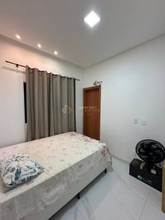 Casa de Condomínio  4 /4 e 2 suítes Abrantes