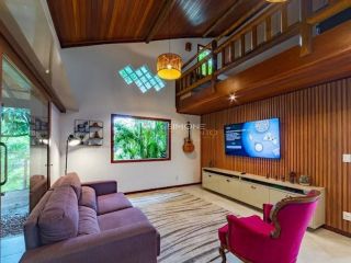 Casa de Condomínio 5/4 e 3 suítes Itacimirim