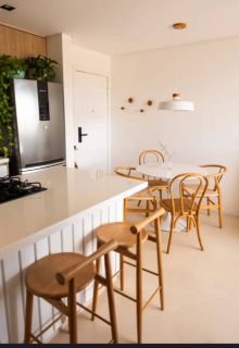 Apartamento 2/4 com Vista Mar Decorado em Vilas do Atlântico - Porteira Fechada.