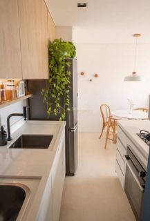 Apartamento 2/4 com Vista Mar Decorado em Vilas do Atlântico - Porteira Fechada.