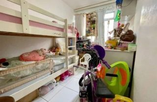 Apartamento 2 Quartos Reformado – Nascente, Ventilado, Pronto para Morar