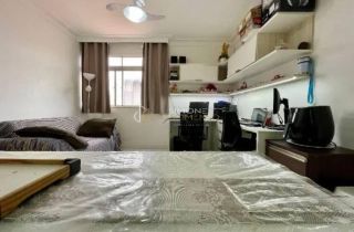 Apartamento 2 Quartos Reformado – Nascente, Ventilado, Pronto para Morar