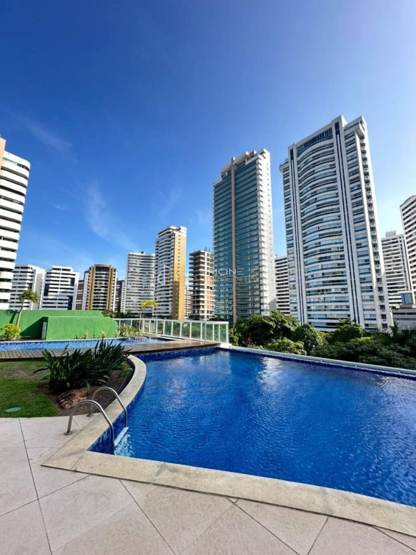 Apartamento 1/4 e 1 suíte  Pituba